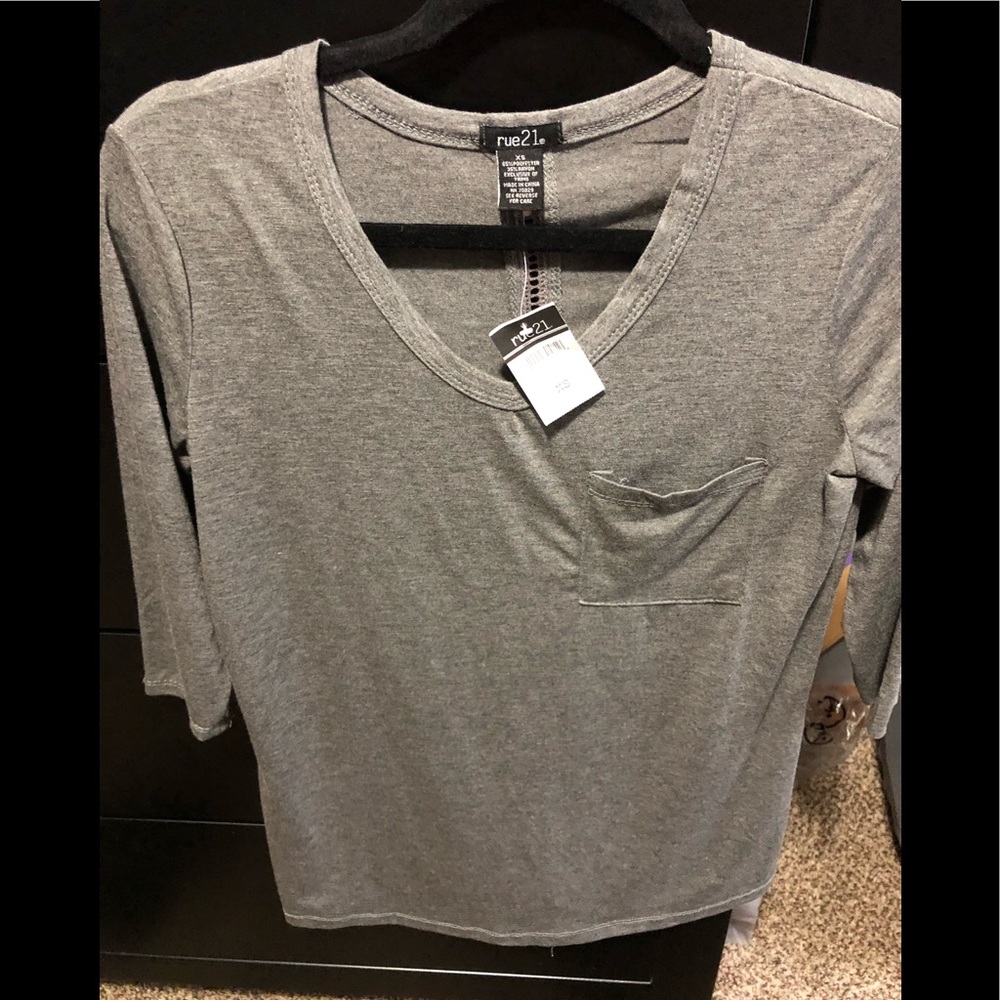 BRAND NEW long sleeve shirt